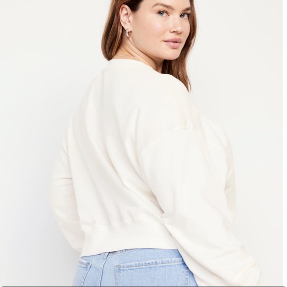 NWT OLD NAVY Drop-Shoulder Cropped Sweatshirt Color: Sea Salt  SIZE X-LARGE - Picture 8 of 9